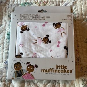 Little muffin, cakes, easy wrap, swaddle